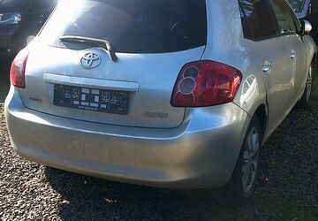 Toyota Auris 274.800 km 2.700 &euro; Grevenbroich 41516