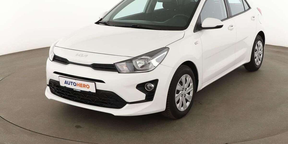 Kia Rio 26.595 km 13.880 &euro; Köln 50739