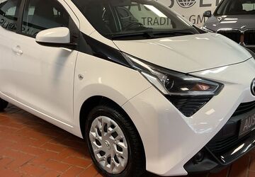 Toyota Aygo (X) 39.000 km 9.990 &euro; Wülfrath 42489