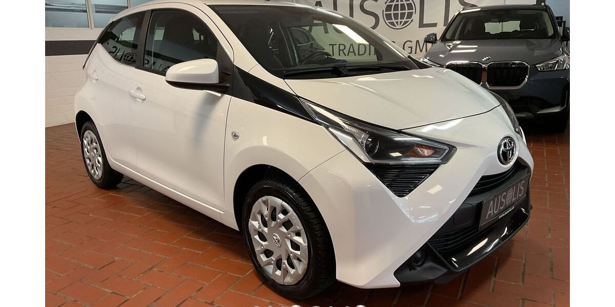 Toyota Aygo (X) 39.000 km 9.990 &euro; Wülfrath 42489