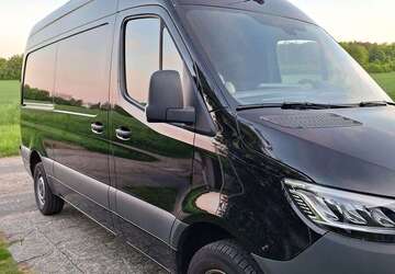 Mercedes-Benz Sprinter 19.600 km 43.900 &euro; Köln 51147