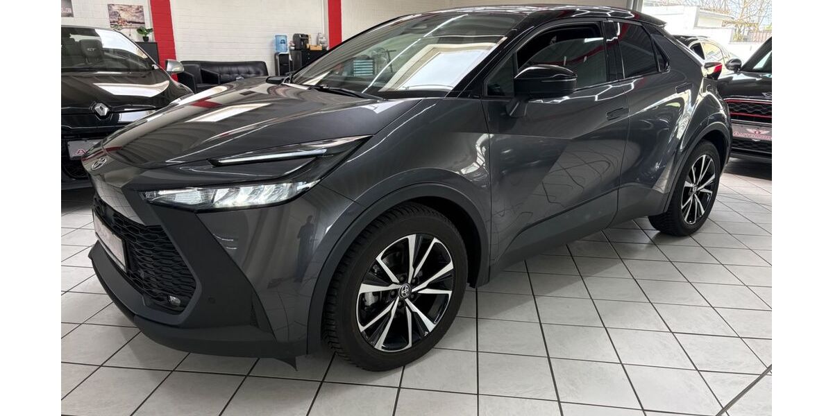 Toyota C-HR 17.000 km 29.900 &euro; Leverkusen 51371