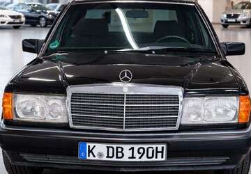 Mercedes-Benz 190 323.000 km 11.999 &euro; Düsseldorf 40595