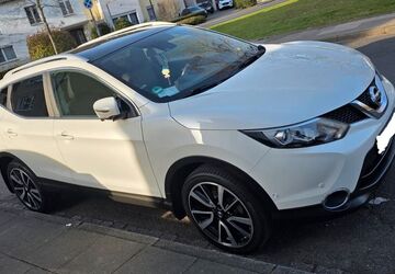 Nissan Qashqai 68.084 km 13.400 &euro; Troisdorf 53840