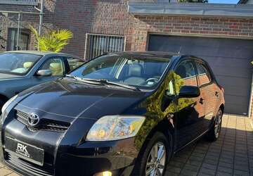 Toyota Auris 200.000 km 3.650 &euro; Solingen 42651