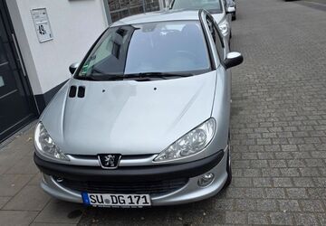 Peugeot 206 146.000 km 1.600 &euro; Troisdorf 53842