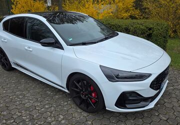 Ford Focus 5.200 km 35.800 &euro; Hürth 50354
