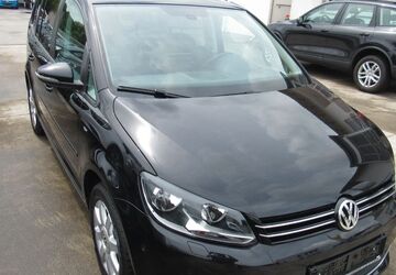 VW Touran 111.000 km 11.800 &euro; Leverkusen 51371