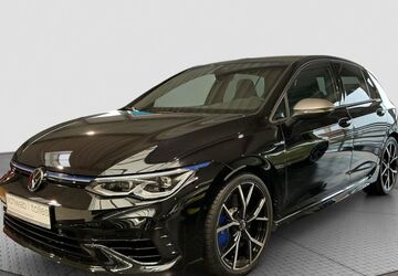 VW Golf 9.614 km 41.995 &euro; Neuss 41469