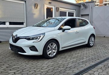 Renault Clio 139.900 km 8.999 &euro; DÜSSELDORF 40227