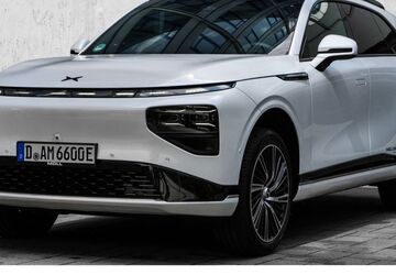 XPeng G9 10.500 km 54.950 &euro; Düsseldorf 40547