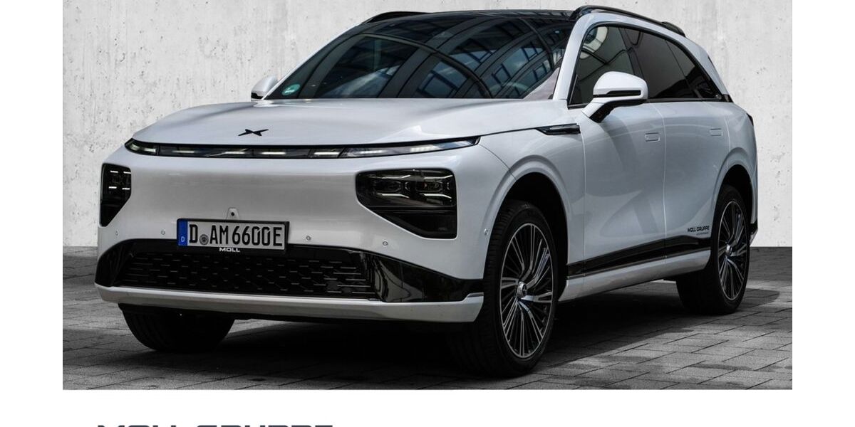 XPeng G9 10.500 km 54.950 &euro; Düsseldorf 40547